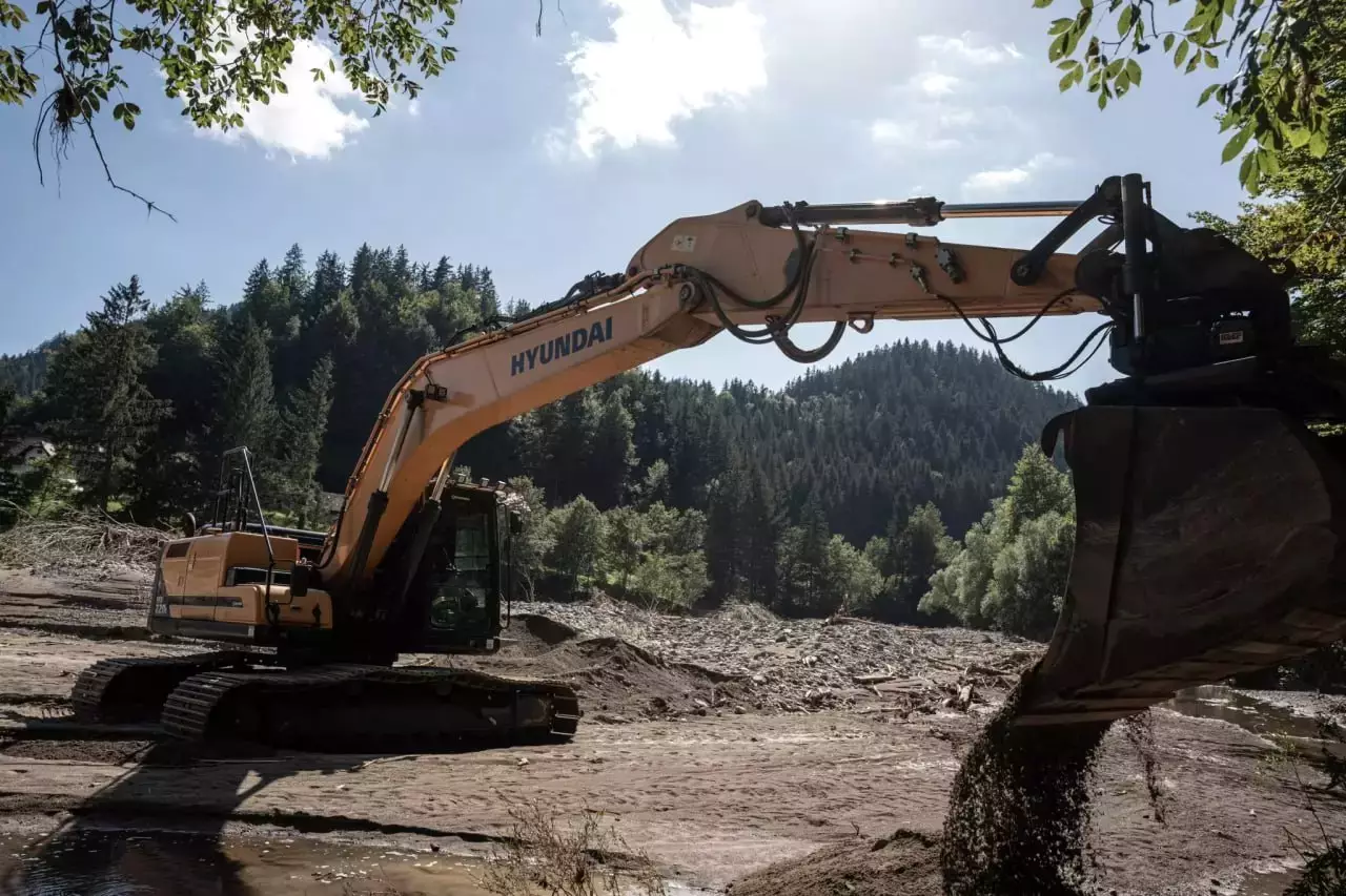 51 Ucrainian rescuers and 19 vehicles began recovery works in the Republic of Slovenia